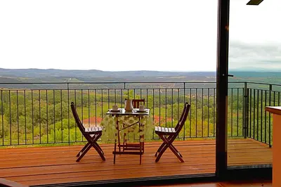 Paisaje cerca of this country house
