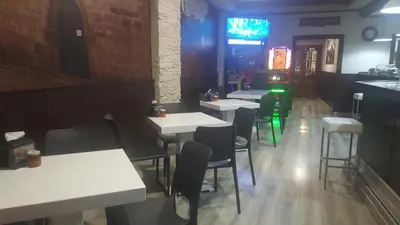 Un restaurante o sitio para comer en Hotel Julio