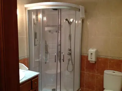 Un baño de Hotel Julio