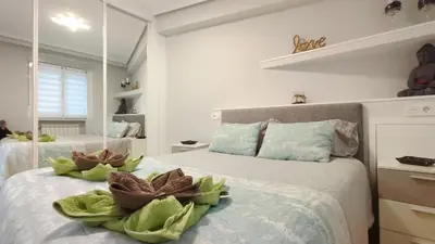 Cama o camas de una habitación en Vivienda en pleno centro! Calle Doctrinos 3