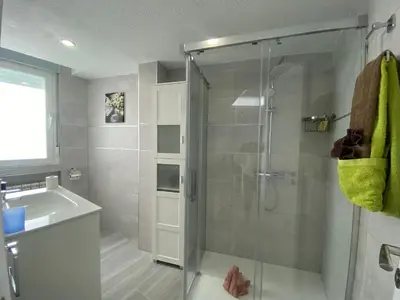 Un baño de Vivienda en pleno centro! Calle Doctrinos 3