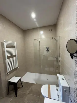 Un baño de Hotel Rural el Turuñuelo