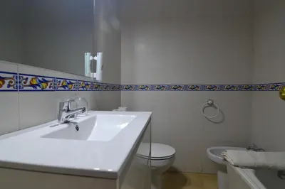 Un baño de Hostería El Bodegón De Gredos