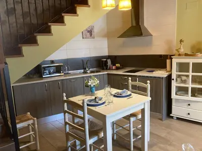 Una cocina o zona de cocina en Aguamarina SPA Azagalla Rural