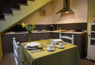 Una cocina o zona de cocina en Aguamarina SPA Azagalla Rural