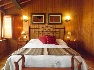 Cama o camas de una habitación en El Roble. Azagalla Rural