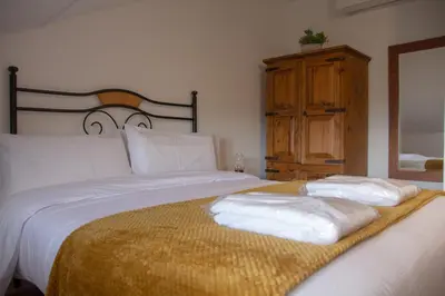 Cama o camas de una habitación en 'El Mirador de Sotillo', un Oasis de Confort con Piscina y Jacuzzis