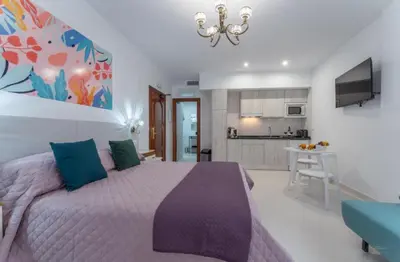 Cama o camas de una habitación en Villa Augusto - a 100 metros del Teatro Romano-