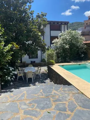 Piscina en o cerca de Casa rural con piscina privada