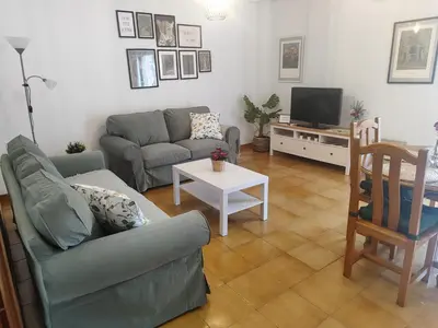 Una televisión o centro de entretenimiento en Puerta del Sol - Plasencia