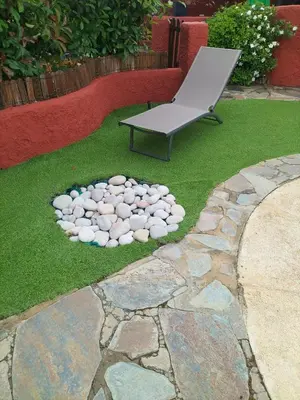 Jardín al aire libre en Casa Rural Lares