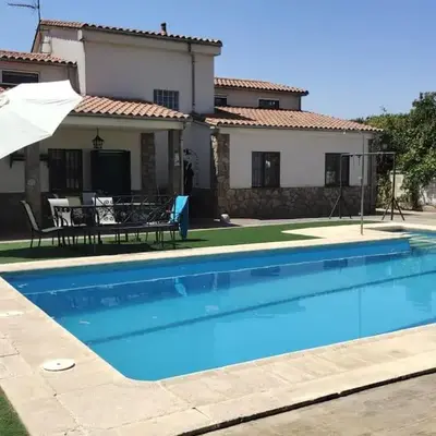 Casa Rural El Zarzoso TR-CC-00562