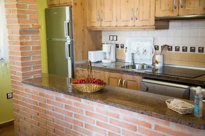 Una cocina o zona de cocina en Casas Rurales El Caminante