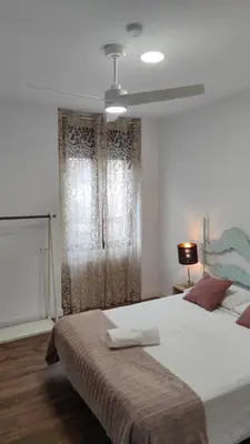 Cama o camas de una habitación en Amplio alojamiento centro barrio del Oeste