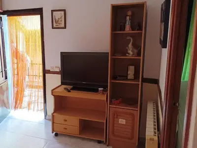 Una televisión o centro de entretenimiento en El Olivar