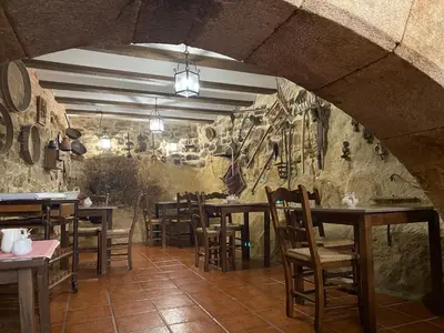 Un restaurante o sitio para comer en Hotel rural Rinconada de las Arribes