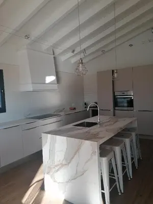 Una cocina o zona de cocina en Los Nidos de Valfrio TR-CC-00548