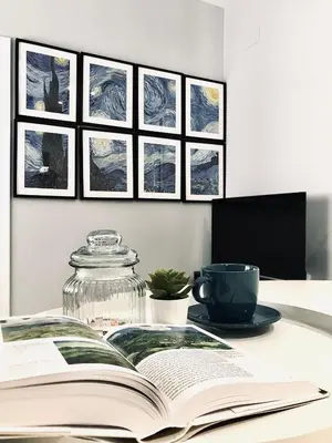 Una televisión o centro de entretenimiento en Apartamentos Élite - Art Collection - Vincent