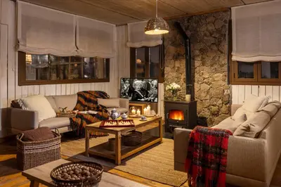 Zona de estar de Wishome- Casa en finca privada, cerca de Gredos, con servicios de hotel