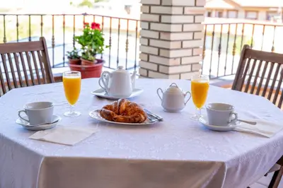 Opciones de desayuno disponibles en Yedrada Alojamientos