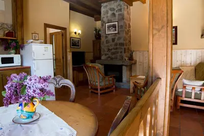 Una cocina o zona de cocina en Casa Rural Valdeascas