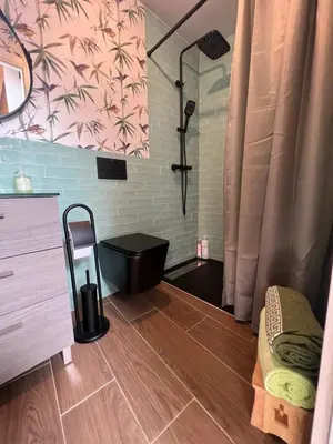 Un baño de Grupo García de Paredes apartamentos turísticos