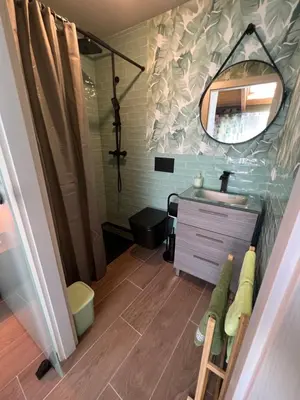 Un baño de Grupo García de Paredes apartamentos turísticos