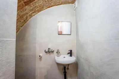 Un baño de APARTAMENTO BERROCALA