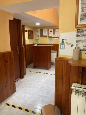 Una cocina o zona de cocina en Hostal Extremeño