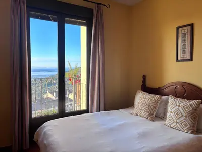 Cama o camas de una habitación en Espejo del Tiétar - La comodidad de baños en suite