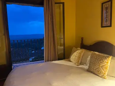 Cama o camas de una habitación en Espejo del Tiétar - La comodidad de baños en suite