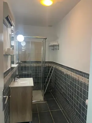 Un baño de Apartamentos La Encomienda 2 Llaves
