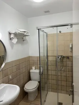 Un baño de Apartamentos La Encomienda 2 Llaves