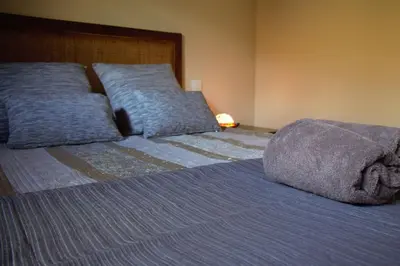 Cama o camas de una habitación en Casa rural en El Burguillo -Vitalia 2 CR-AV-1251