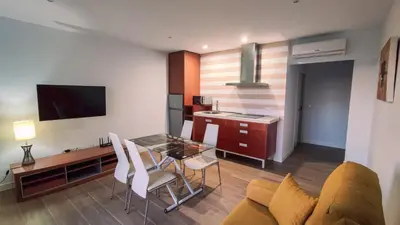 Una televisión o centro de entretenimiento en Alojamientos VEN -Vista Extremadura Norte