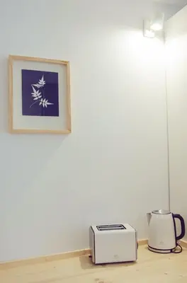 Utensilios para hacer té y café en Torre de la Yerba