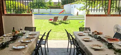 Comida en o cerca de esta casa o chalet