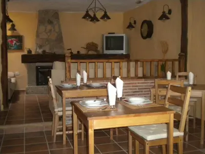 Una cocina o zona de cocina en Hostal Rural Las Cuatro Calles