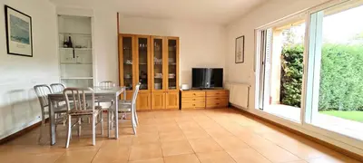 Una televisión o centro de entretenimiento en Vistas Río Tormes Huerta Otea