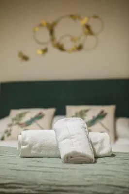 Cama o camas de una habitación en Casa Rural: La Tarara