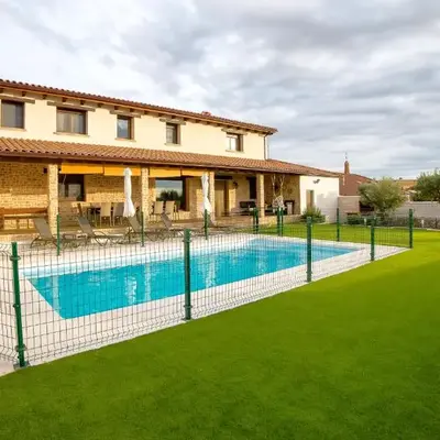 Casa Rural: La Tarara