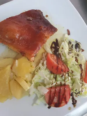 Comida en o cerca de este hostal o pensión