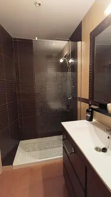 Un baño de APARTAMENTOS TURíSTICOS MONTASOL 1