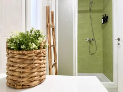 Un baño de Apartamentos Gredos 101