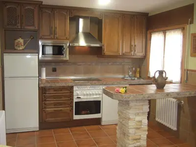 Una cocina o zona de cocina en Tinao de Gredos