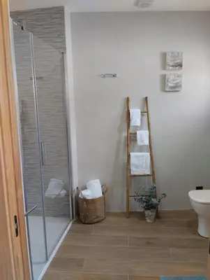 Un baño de CASA RURAL U FORTI