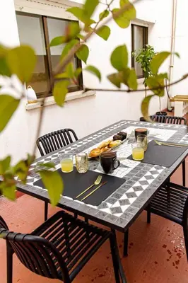 Comida en o cerca de este apartamento