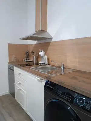 Una cocina o zona de cocina en Apartamentos turisticos Avila Puerta de San Vicente 0-2