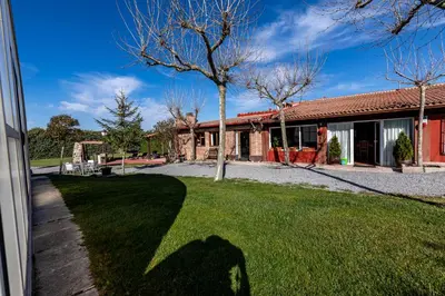Edificio en el que se encuentra la casa o chalet