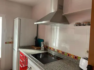 Una cocina o zona de cocina en Preciosa casa entera con patio